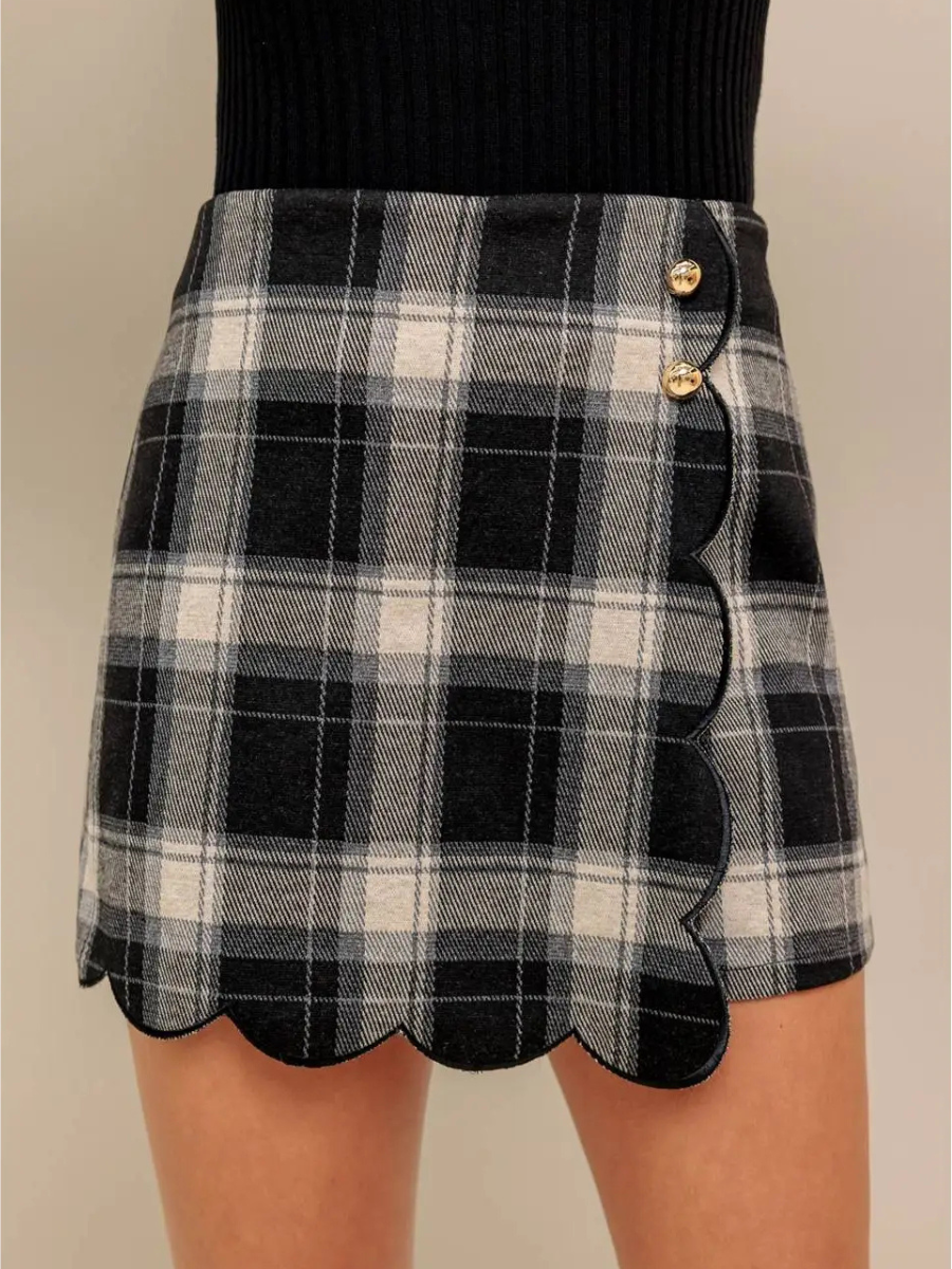 Chloe Scallop Plaid Skort – Grace & Joy Clothing Co.