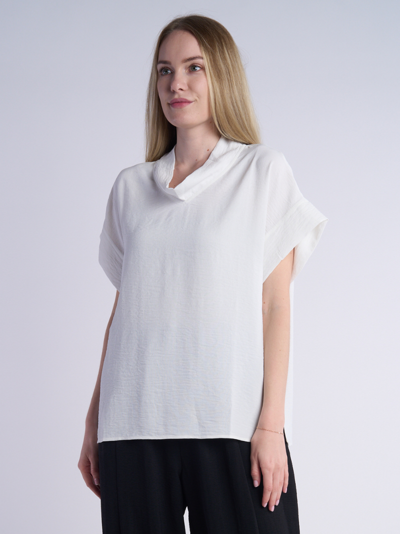 Airflow Solid Mockneck Top