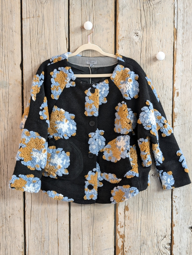 Short Fleece Motif Jacket