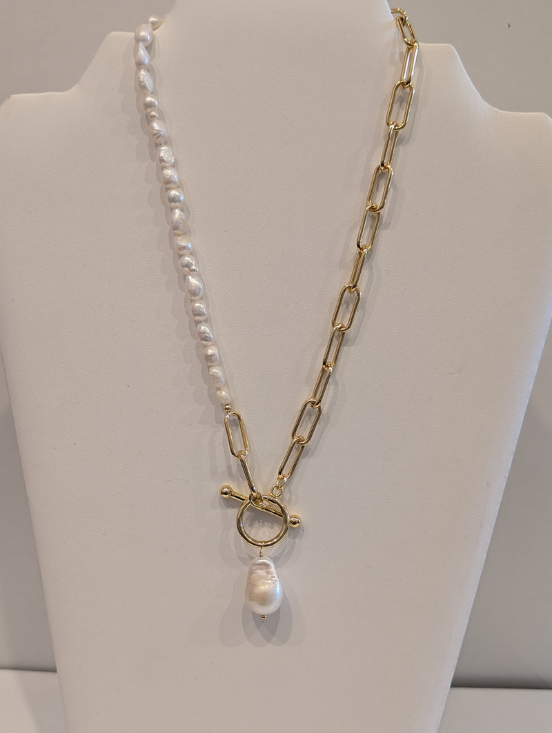 Pearl & Paperclip Chain Necklace