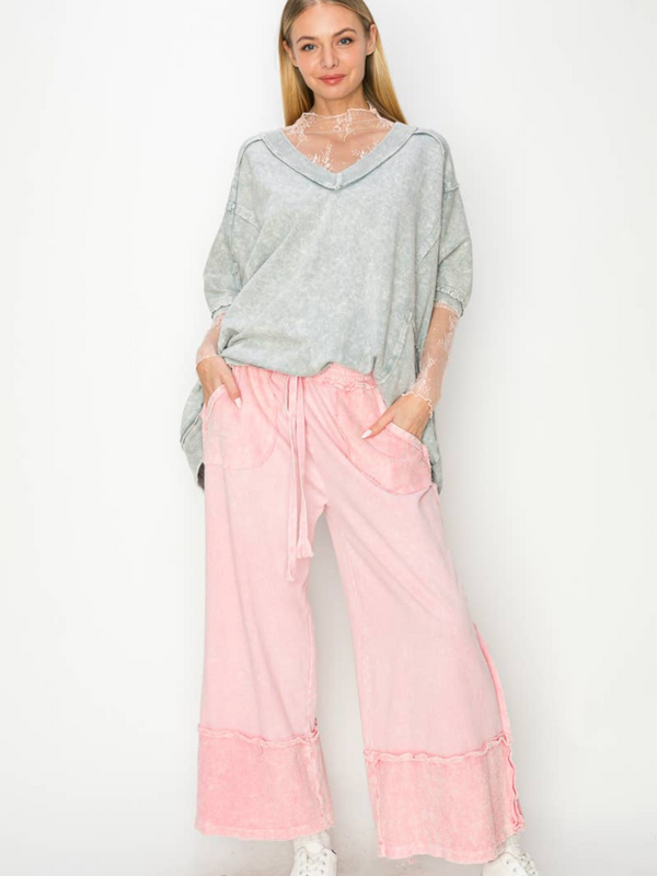 Wide Pants with Frayed Details
