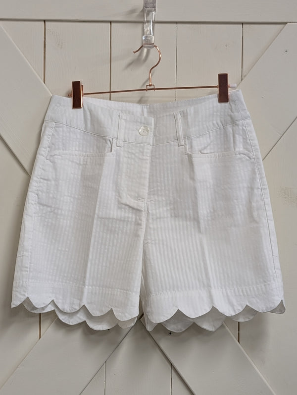 Beachtime Scallop Shorts