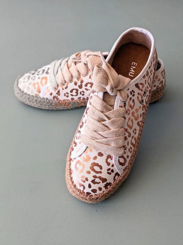 Agonis White Leopard Shoes